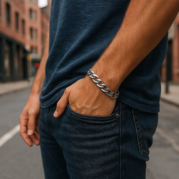 Figaro Link Bracelet Stainless Steel Silver Lobster Claw Clasp 7 In - Picture 1 of 10